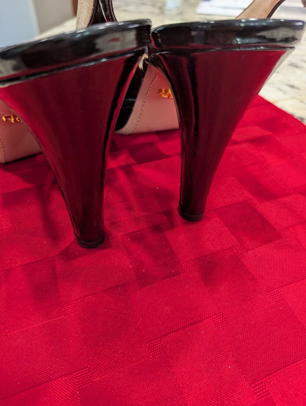 Prada Black patent leather whipstitch trim slingback platform sandals - Picture 4 of 6